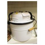 1957 SEARS WASHING MACHINE WITH RINGER - WORKS