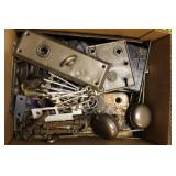 GROUPING ANTIQUE DOOR LOCKS AND SKELITON KEYS