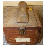 ESQUIRE GENUINE REDWOOD SHOE SHINE BOX