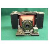 ANTIQUE KODAK BROWNIE AUTOMATIC CAMERA