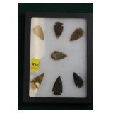 DISPLAY WITH 7 ARROW HEADS