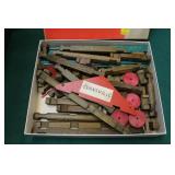 LINCOLN LOGS - NOT COMPLETE SET