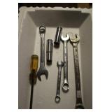 GROUPING: TOOLS: WRENCHES, SCREW DRIVER, ETC.