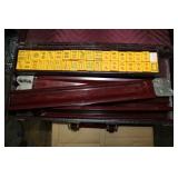 VINTAGE MAJONG GAME IN CARRY CASE