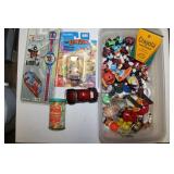 GROUPING: VINTAGE TOYS