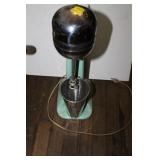 VINTAGE OSTER SINGLE STATION MILK SHAKE MIXER