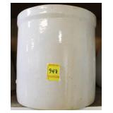 1 GALLON STORAGE CROCK WITH SMALL CRACK