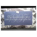 1997 MINT SET