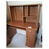 MODERN COMPUTER DESK