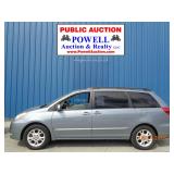 2004 Toyota SIENNA XLE