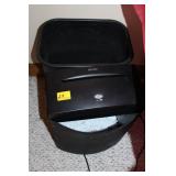 PAPER SHREDER AND TRASH CAN