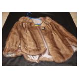 FUR COAT NO SIZE VISIABLE