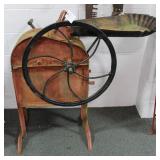 ANTIQUE CORN SHELLER ANTIQUE CORN SHELLER