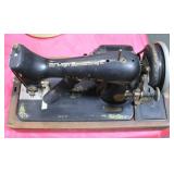 ANTIQUE TABLE TOP SINGER SEWING MACHINE WITH