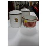 3 ENAMELWARE POTS: 2 BLACK/WHITE WITH LID &