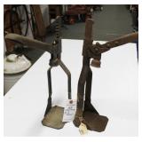 2 VINTAGE BOTTLE CAPPERS 2 VINTAGE BOTTLE CAPPERS