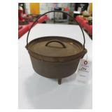 #8 CAST IRON DUTCH OVER - FOOTED WITH RIMMED LID #8 CAST IRON DUTCH OVER - FOOTED WITH RIMMED LID