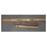3 VINTAGE WOOD LEVELS 3 VINTAGE WOOD LEVELS