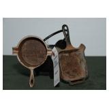 GROUPING: CAST IRON ASHTRAYS AND SMALL POT GROUPING: CAST IRON ASHTRAYS AND SMALL POT