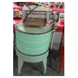VINTAGE KENMORE ENAMELWARE WASHING MACHINE WITH VINTAGE KENMORE ENAMELWARE WASHING MACHINE WITH