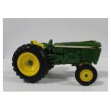 ERTL CAST METAL JOHN DEER TRACTOR