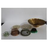 BRASS BOWL WITH VINTAGE FLOWER FRONGS: GLASS AND BRASS BOWL WITH VINTAGE FLOWER FRONGS: GLASS AND