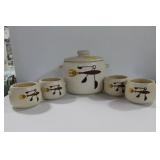 WESTBEND STONEWARE SOUP TUREEN AND 4 CUPS