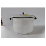 ENAMELWARE COVERED POT ENAMELWARE COVERED POT