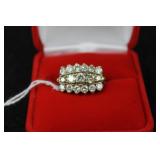 14K WHITE GOLD AND DIAMON RING - SIZE: 5 17 14K WHITE GOLD AND DIAMON RING - SIZE: 5 17
