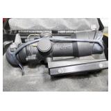 TRIJICON ACOG 4X32 .223 BDC/FLATTOP M4A1 SCOPE IN TRIJICON ACOG 4X32 .223 BDC/FLATTOP M4A1 SCOPE IN