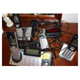 VTECH PHONES AND CHARGER VTECH PHONES AND CHARGER