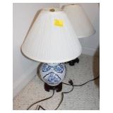 2PC ORIENTAL LAMPS 2PC ORIENTAL LAMPS
