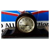 Vintage Mantle Clock Vintage Mantle Clock