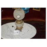 LOT 227  GONE WITH THE WIND LAMP 18 H X 7