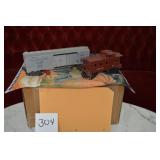 LOT CS 304 WESTERN PACIFIC LIONEL FREIGHT CAR 6464