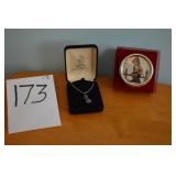 LOT CS 173 MJ HUMMEL MUSIC BOX & NECKLACE