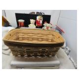 LOT RK 42 DLS 1984 BREAD BASKET LONGABERGER