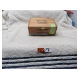 LOT KE2 #7 EXCALIBUR ENGLISH CLARO EPICURECIGAR BX