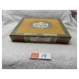 LOT KE2 # 19 GOLD LABEL JGNACRO HAYA GRANDEE