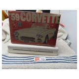 LOT GH 26 MODEL 59 CORVETTE AMT KIT