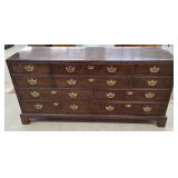 HENREDON CHIPPENDALE STYLE MAHOGANY DRESSER