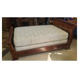 QUEEN SLEIGH BED