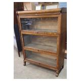 LUNDSTROM 3 STACK BOOKCASE