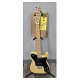 FENDER SQUIER TELECASTER CUSTOM GUITAR