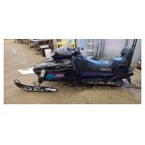 YAMAHA 500 VMAX SNOWMOBILE