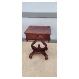 SINGLE DRAWER NIGHT STAND