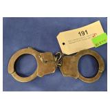 HARVARD CO HANDCUFFS