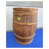 OAK BANDED BARREL WITH LID - 28"