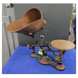 HENRY TROEMNER GRAIN SCALE