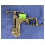 PERFECTION #710 NUT CRACKER